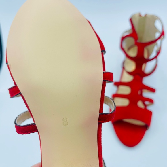 YDN RED SHOE - Picture 4 of 7